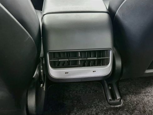 Used 2023 Tesla Model 3 Standard Range RWD image 27