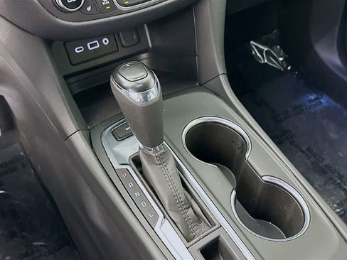 Used 2020 Chevrolet Equinox LT image 24