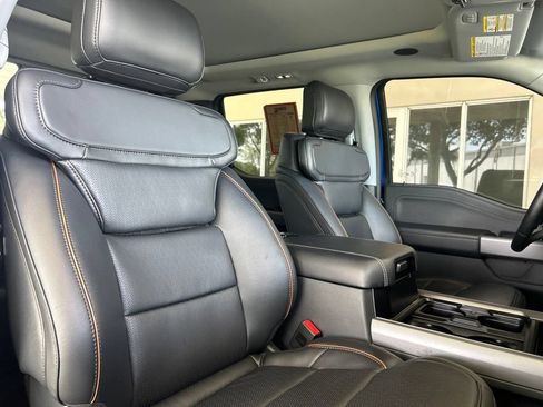 Used 2026 Ford F350 Lariat w/ Lariat Ultimate Package AWD/4WD image 30