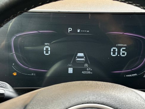 Used 2024 Kia Sportage EX image 24