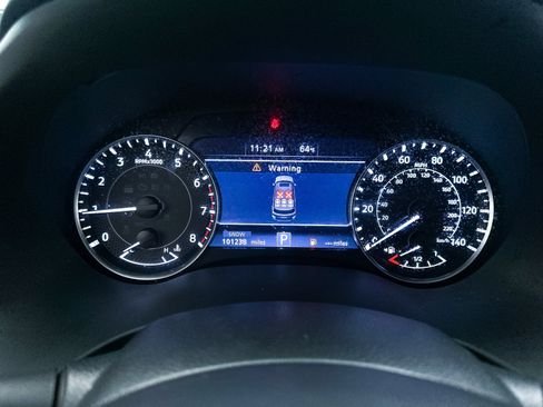 Used 2021 Nissan Armada SL w/ Captain's Chairs Package image 32