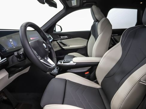 New 2026 BMW X1 xDrive28i w/ Convenience Package image 10