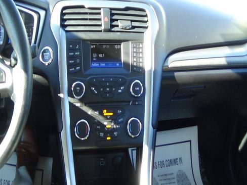 Used 2018 Ford Fusion S image 23