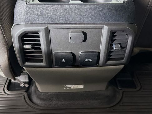 Used 2022 Ford F350 XLT w/ XLT Value Package image 23