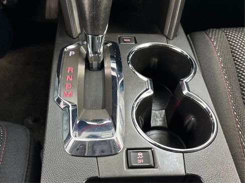 Used 2017 GMC Terrain SLE FWD image 22