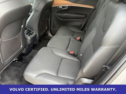 Certified 2024 Volvo XC90 B6 Plus w/ Protection Package Premier image 30