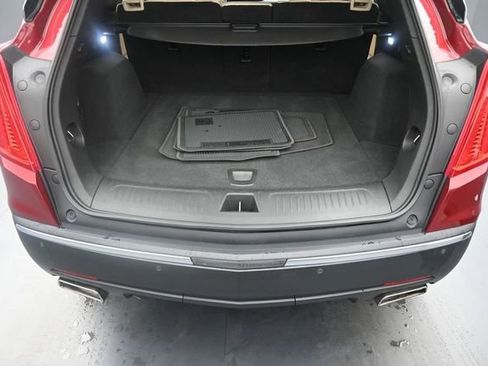 Used 2019 Cadillac XT5 FWD image 25