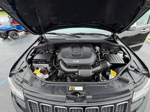Used 2015 Jeep Grand Cherokee Overland AWD/4WD image 47