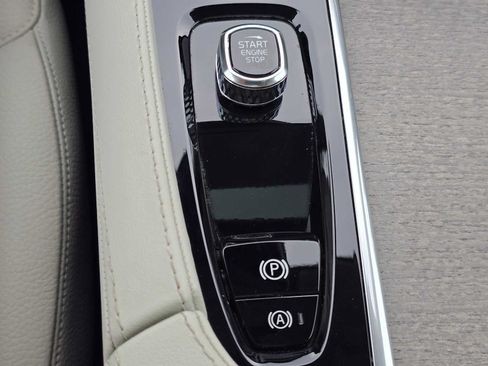 Used 2023 Volvo XC90 B6 Plus w/ Protection Package AWD/4WD image 33