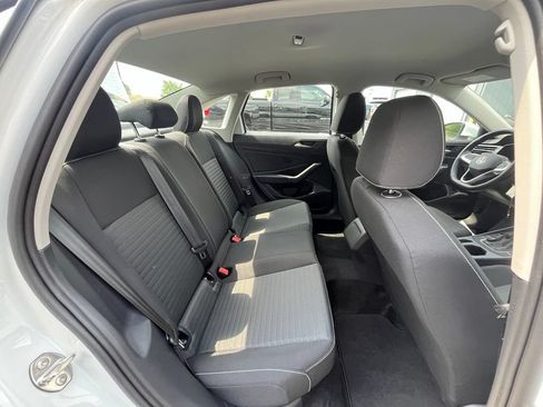 Certified 2025 Volkswagen Jetta S FWD image 27