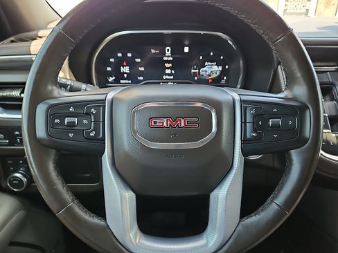 Used 2022 GMC Yukon SLT w/ SLT Premium Package AWD/4WD image 19