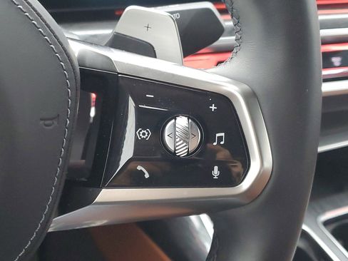 Used 2023 BMW 760i xDrive image 12