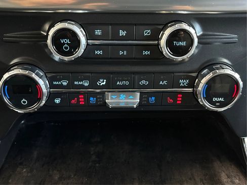 Used 2021 Ford F150 Lariat w/ Equipment Group 502A High AWD/4WD image 41