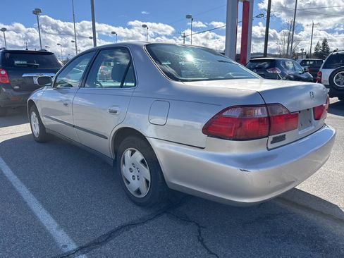 Used 1998 Honda Accord LX image 8
