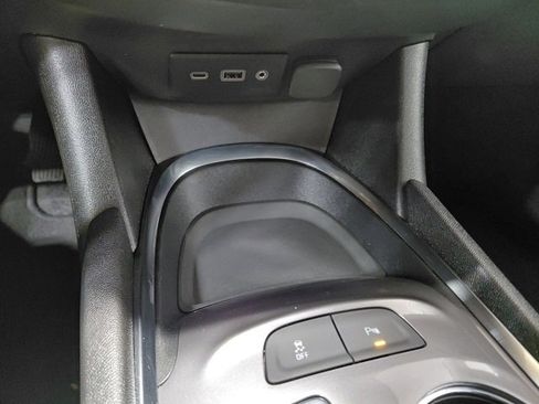 Certified 2025 Chevrolet Malibu LT image 29