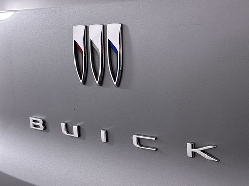 Used 2025 Buick Encore GX Sport Touring w/ Advanced Technology Package image 68