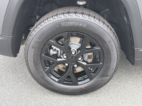 New 2026 Jeep Grand Cherokee L 2WD image 21