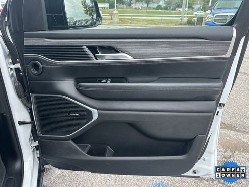 Used 2024 Jeep Wagoneer L Series II w/ Flexible Seating Group image 57