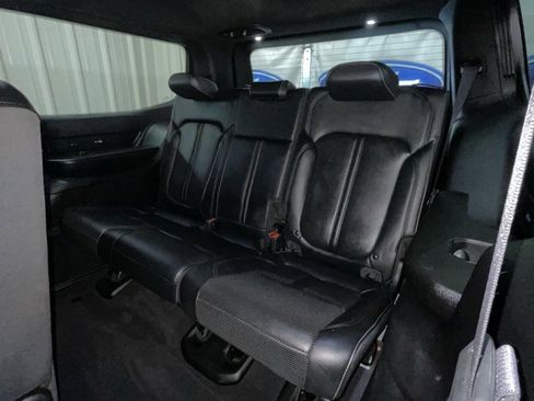 Used 2022 Jeep Wagoneer Series III image 12