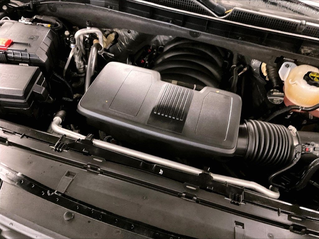 Used 2025 GMC Yukon Denali AWD/4WD image 34