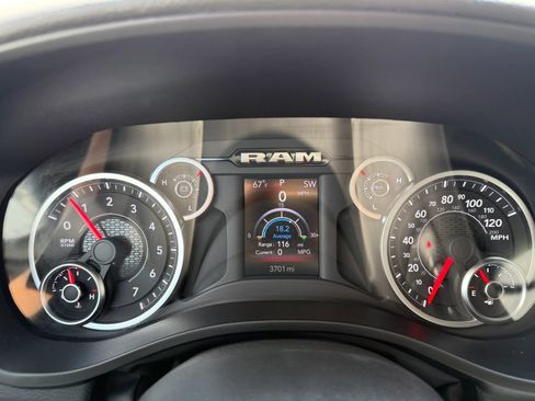 Used 2025 RAM 1500 Lone Star AWD/4WD image 16
