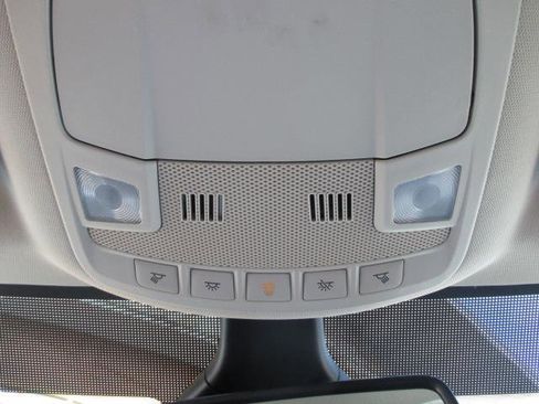 Used 2024 Ford Edge Titanium image 16