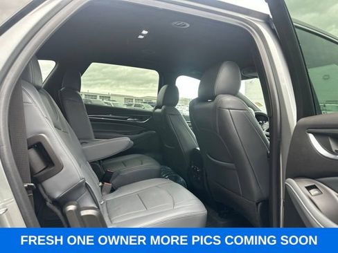 Used 2023 Buick Enclave Premium FWD image 13