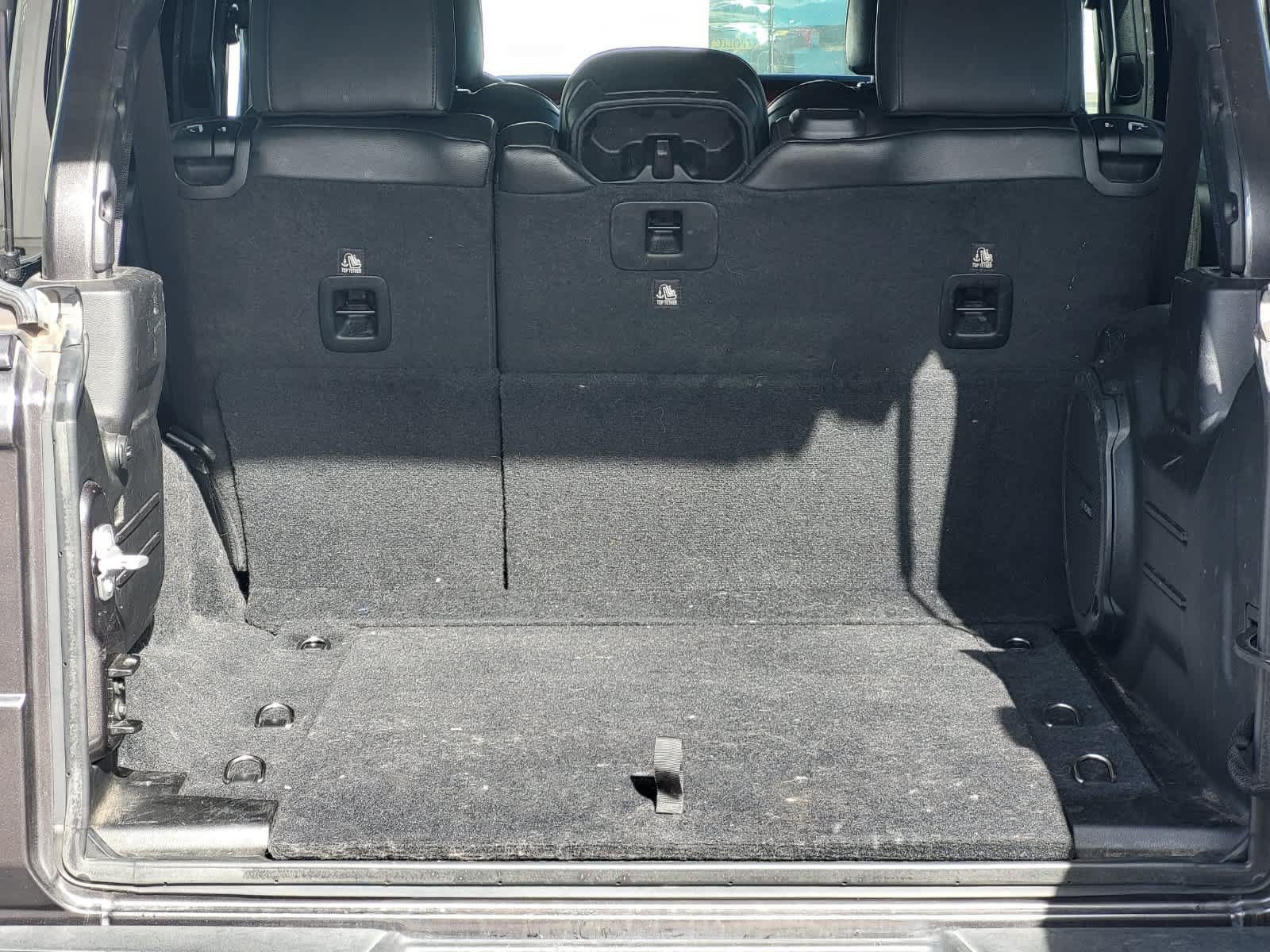 Used 2019 Jeep Wrangler Unlimited Rubicon AWD/4WD image 29