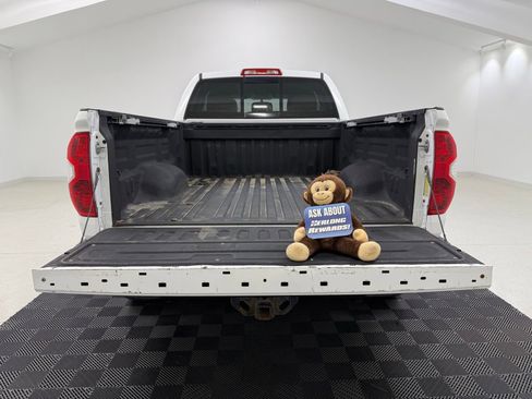 Used 2015 Toyota Tundra SR5 w/ SR5 Upgrade Package AWD/4WD image 7