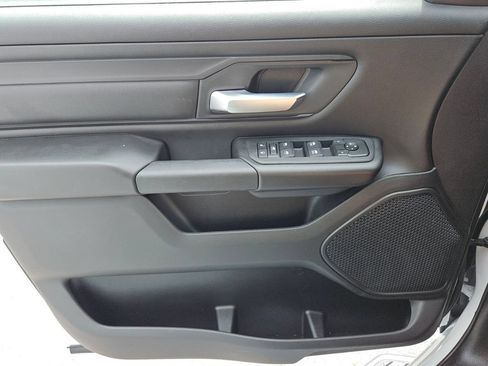 New 2026 RAM 1500 Express AWD/4WD image 24