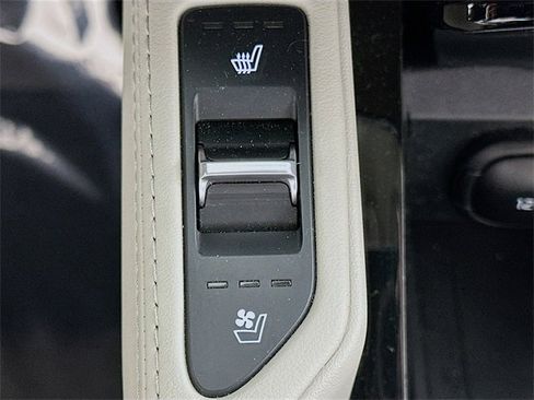 Used 2024 Kia Telluride EX image 22