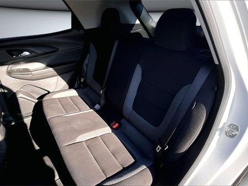 Used 2024 Chevrolet TrailBlazer LT image 21