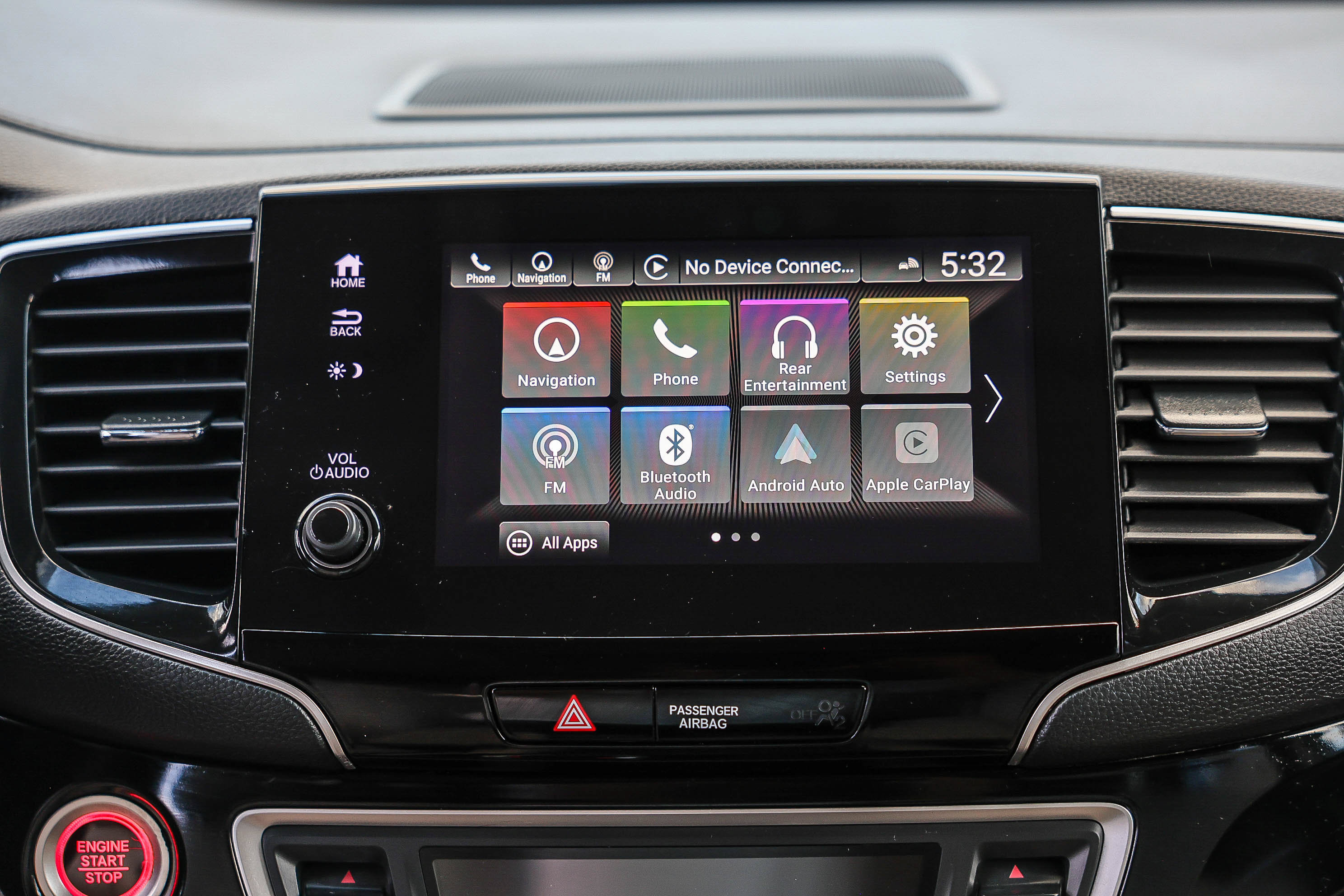 Certified 2019 Honda Pilot Touring image 4