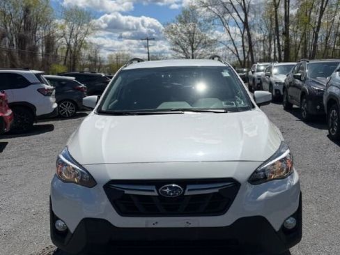 Used 2021 Subaru Crosstrek 2.0i Premium AWD/4WD image 2