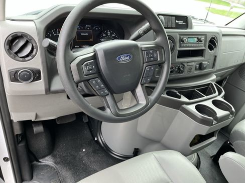 New 2027 Ford E-450 and Econoline 450 Super Duty w/ Power Equipment Group RWD image 10