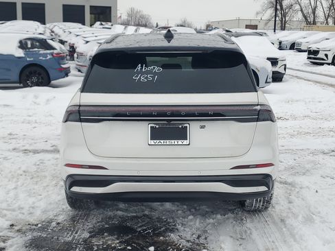 New 2026 Lincoln Nautilus Reserve w/ Jet Appearance Package image 4