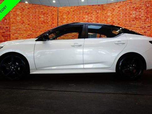 Certified 2023 Nissan Sentra SR w/ Midnight Edition Package image 4