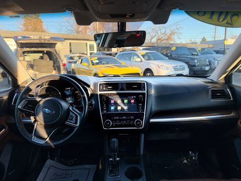 Used 2018 Subaru Outback 3.6R Touring AWD/4WD image 26
