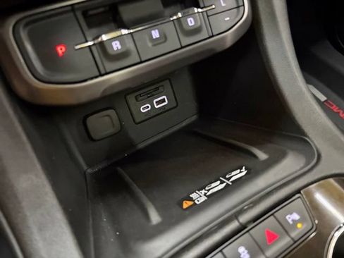 Used 2022 GMC Acadia AT4 w/ GMC Pro Grade Package AWD/4WD image 96