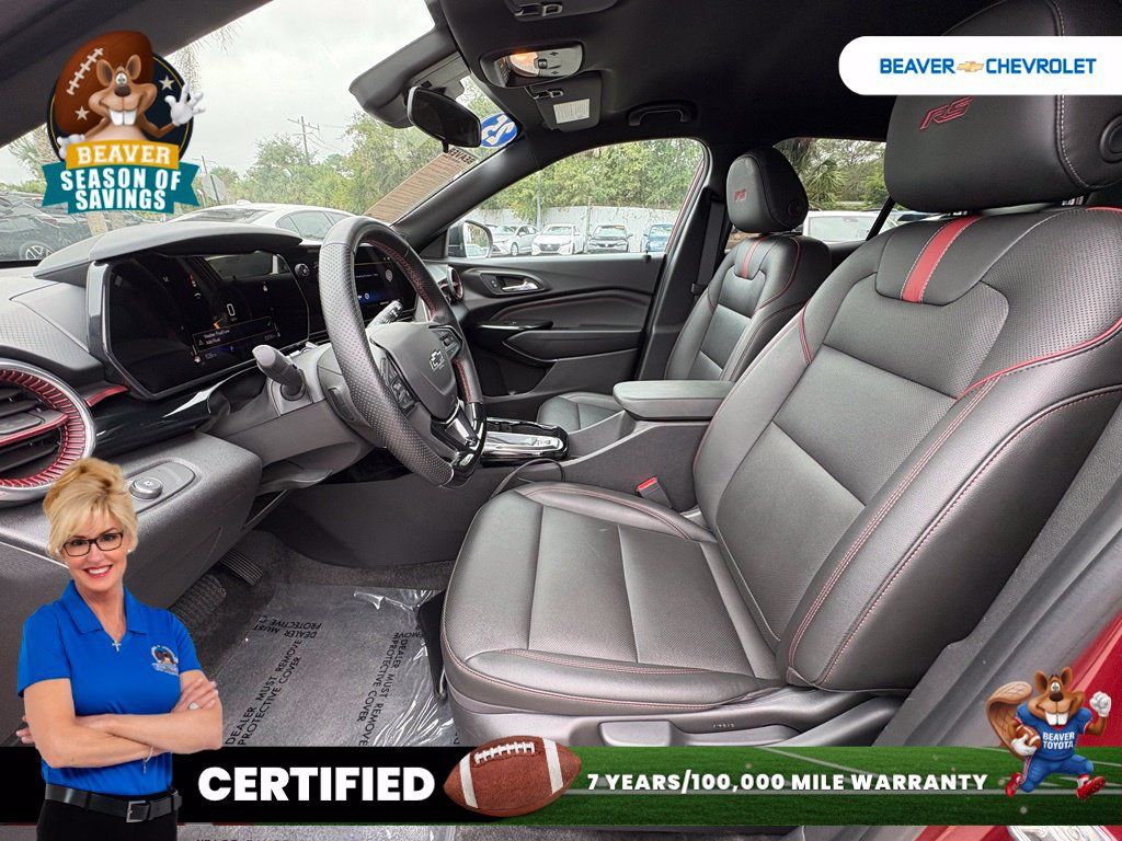 Used 2025 Chevrolet Trax RS w/ Driver Confidence Package FWD image 13