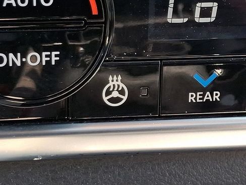 Used 2022 Nissan Rogue SL w/ SL Premium Package AWD/4WD image 23