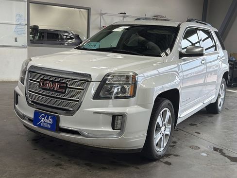 Used 2017 GMC Terrain Denali FWD image 3