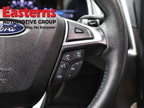 Used 2021 Ford Edge SEL AWD/4WD image 15