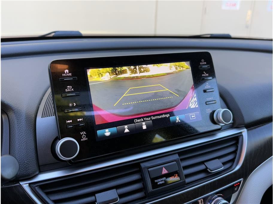 Used 2021 Honda Accord EX-L image 19