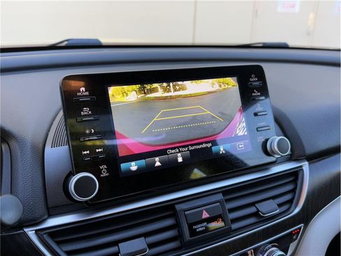 Used 2021 Honda Accord EX-L image 19