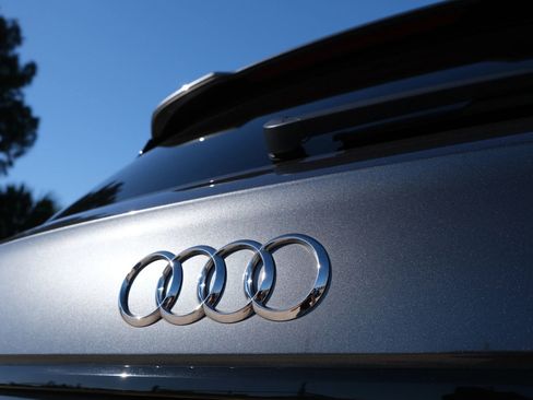 Used 2021 Audi SQ5 Premium Plus image 16