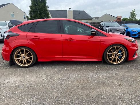 Used 2018 Ford Focus RS AWD/4WD image 6