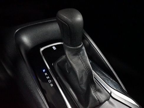 Certified 2024 Toyota Corolla LE FWD image 21