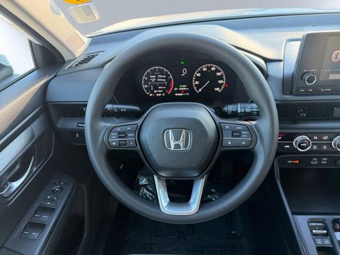 Used 2023 Honda CR-V EX image 17