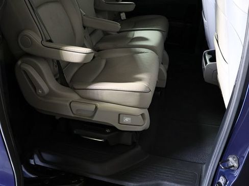 Used 2022 Honda Odyssey Elite image 31